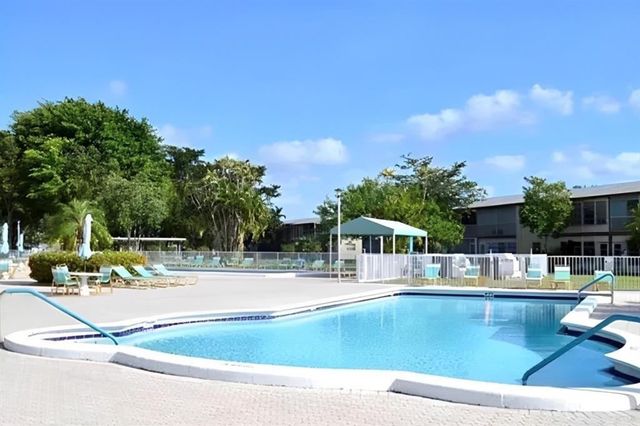 7500 NW 5th Court 104, Margate, FL 33063