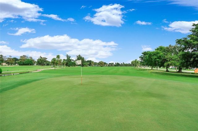 7500 NW 5th Court 104, Margate, FL 33063