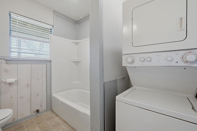 600 E South Street, Whitesboro, TX 76273