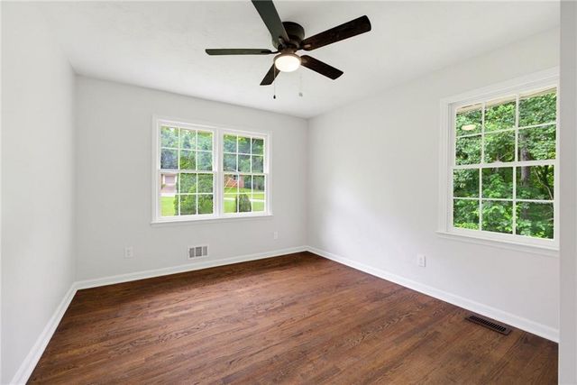 1502 Kings Road, Marietta, GA 30062