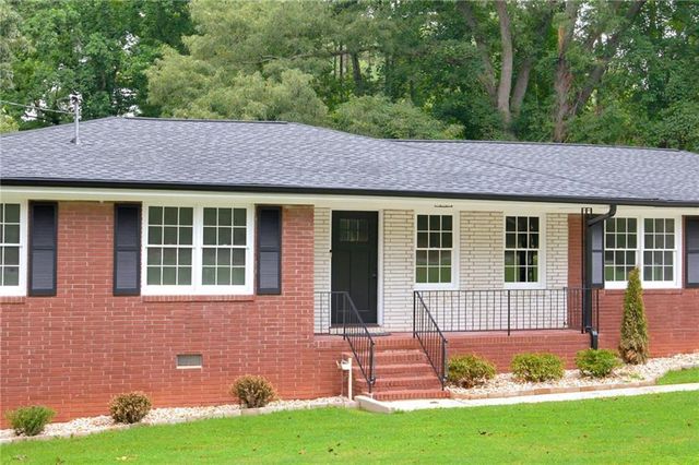 1502 Kings Road, Marietta, GA 30062