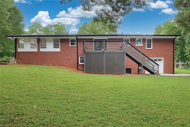 1502 Kings Road, Marietta, GA 30062