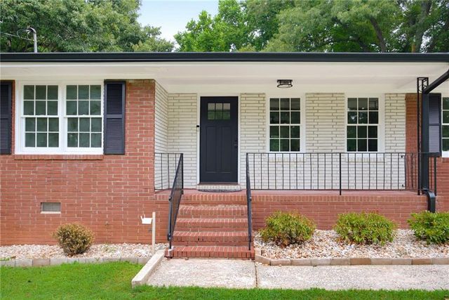 1502 Kings Road, Marietta, GA 30062