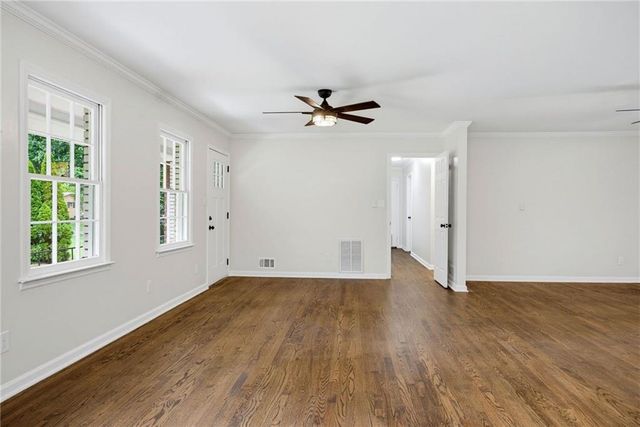 1502 Kings Road, Marietta, GA 30062