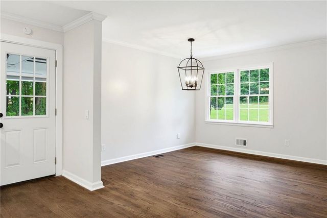 1502 Kings Road, Marietta, GA 30062