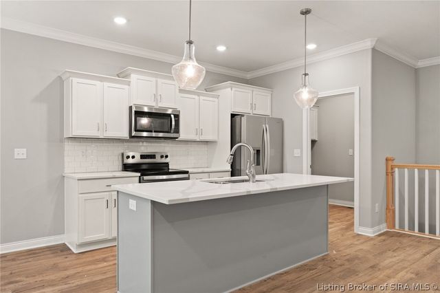 828 Kings Court, Memphis, IN 47143