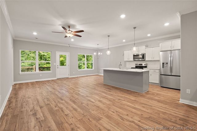 828 Kings Court, Memphis, IN 47143