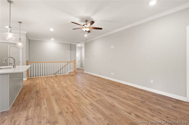828 Kings Court, Memphis, IN 47143