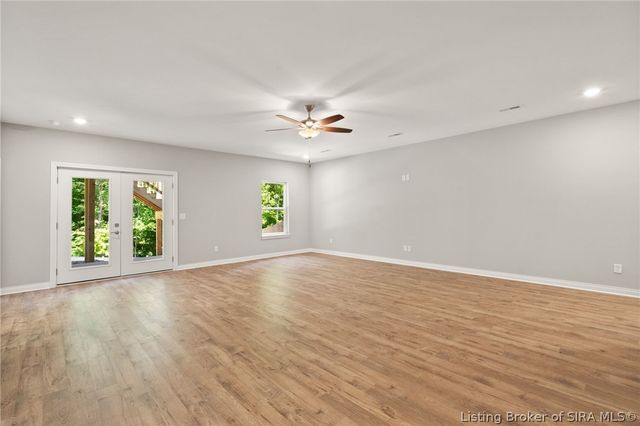 828 Kings Court, Memphis, IN 47143