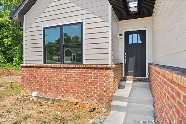 828 Kings Court, Memphis, IN 47143