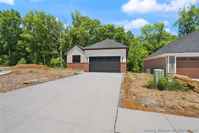 828 Kings Court, Memphis, IN 47143