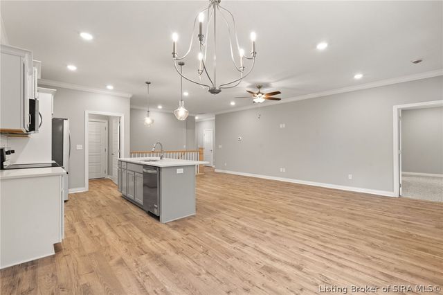 828 Kings Court, Memphis, IN 47143