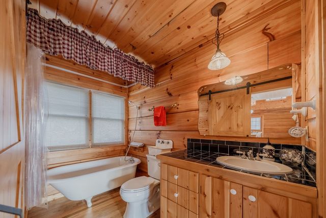 161 Walkabout Creek Road, Morganton, GA 30560