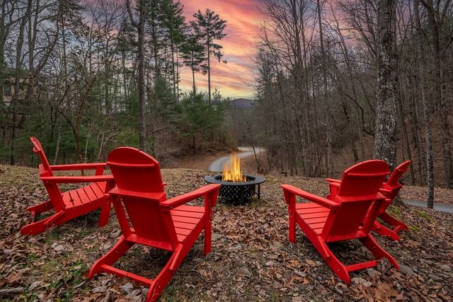 161 Walkabout Creek Road, Morganton, GA 30560