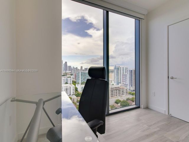 460 NE 28th St 2008, Miami, FL 33137