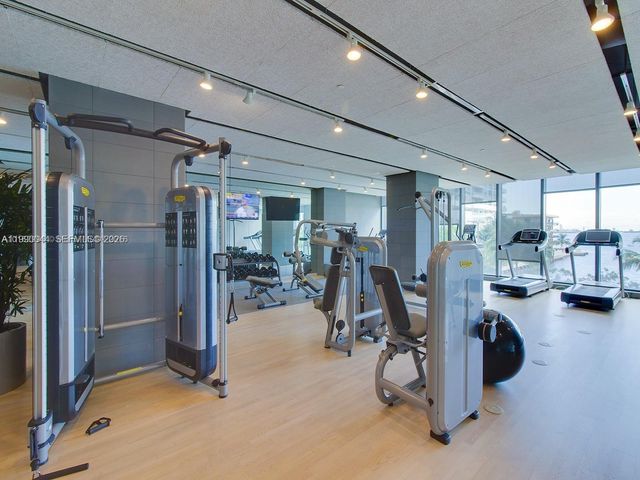 460 NE 28th St 2008, Miami, FL 33137