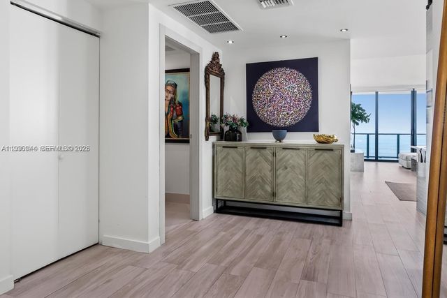 460 NE 28th St 2008, Miami, FL 33137