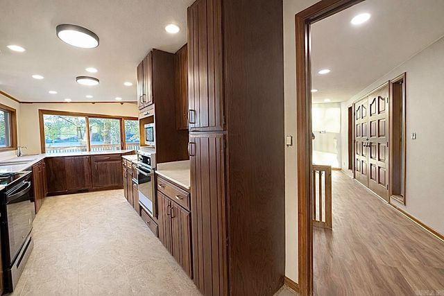 30 Sierra Drive, Hot Springs Village, AR 71909