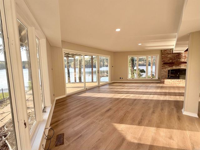 30 Sierra Drive, Hot Springs Village, AR 71909