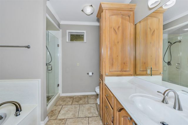 566 Selma Road, Bowie, TX 76230