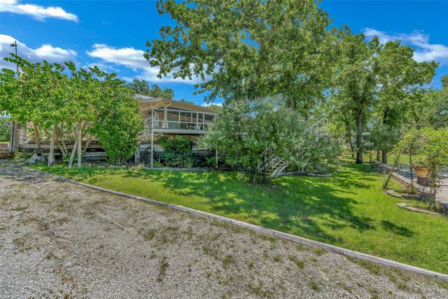 566 Selma Road, Bowie, TX 76230