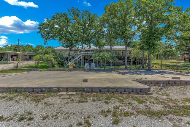 566 Selma Road, Bowie, TX 76230
