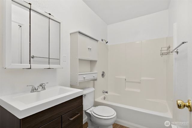 12810 210th Street E, Graham, WA 98338