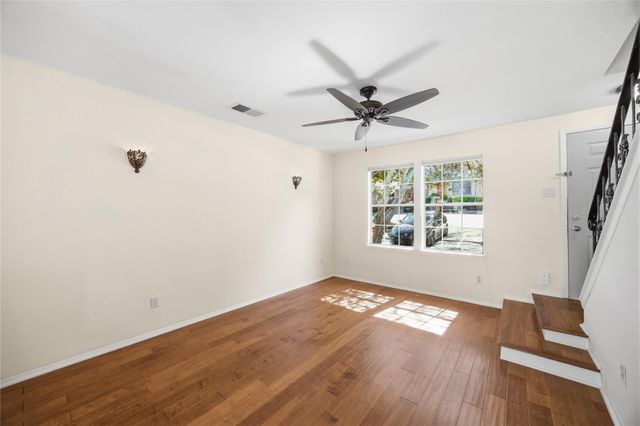 1411 Gracy Farms LN 52, Austin, TX 78758