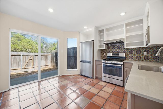 1411 Gracy Farms LN 52, Austin, TX 78758