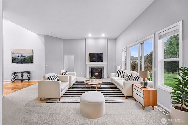 17193 River Rock Road, Mount Vernon, WA 98274