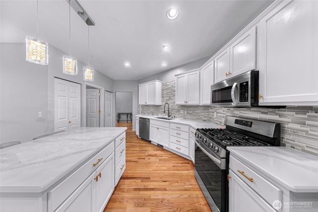 17193 River Rock Road, Mount Vernon, WA 98274