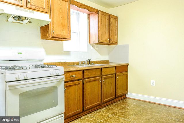 916 LIGHT ST, Baltimore, MD 21230