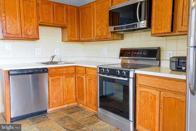 916 LIGHT ST, Baltimore, MD 21230