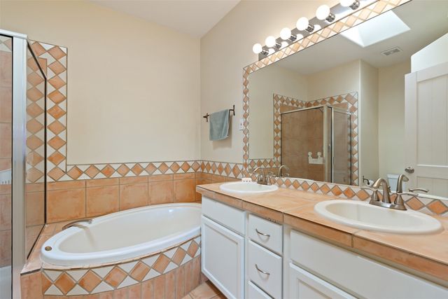 6 Esquina Road, Santa Fe, NM 87508