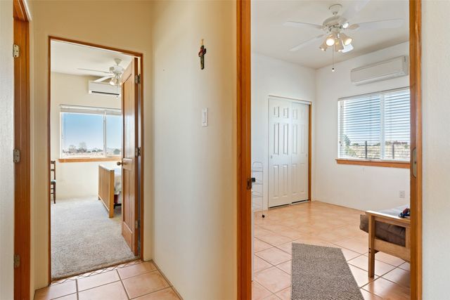 6 Esquina Road, Santa Fe, NM 87508