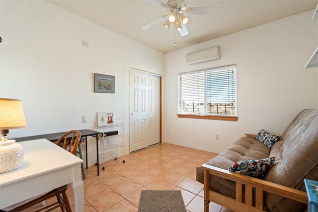 6 Esquina Road, Santa Fe, NM 87508