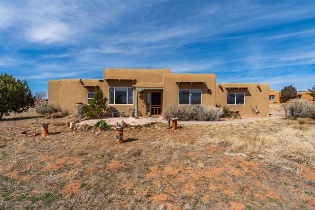 6 Esquina Road, Santa Fe, NM 87508