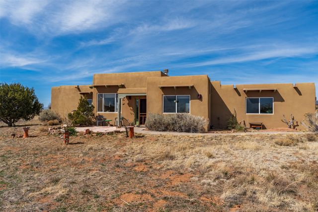 6 Esquina Road, Santa Fe, NM 87508