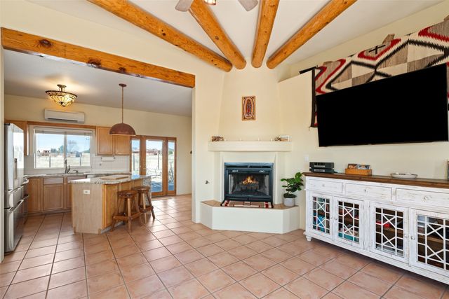 6 Esquina Road, Santa Fe, NM 87508