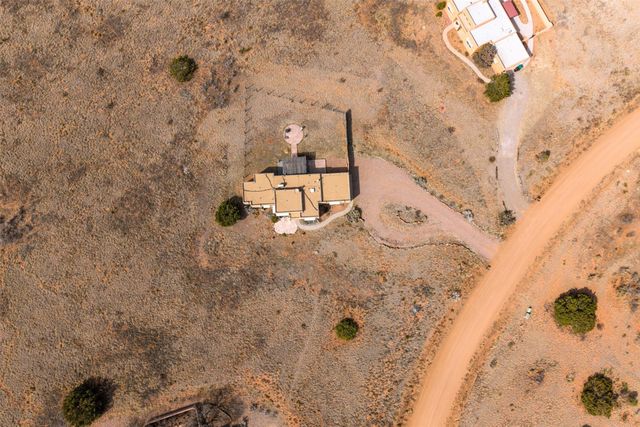 6 Esquina Road, Santa Fe, NM 87508