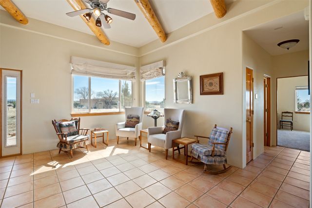 6 Esquina Road, Santa Fe, NM 87508