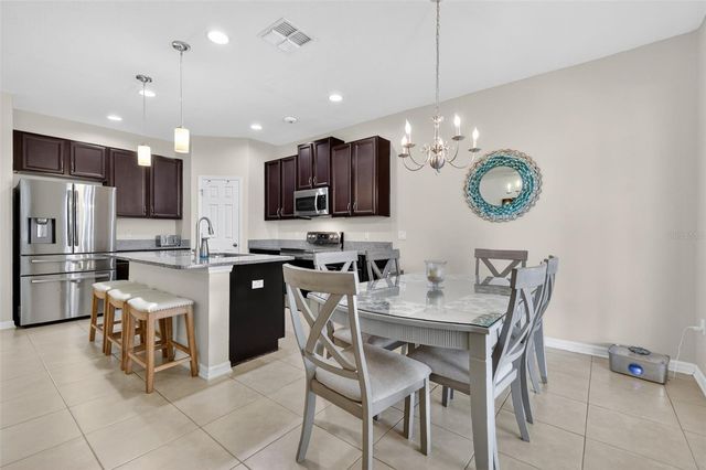 3262 PLUMLEE COURT, Grand Island, FL 32735