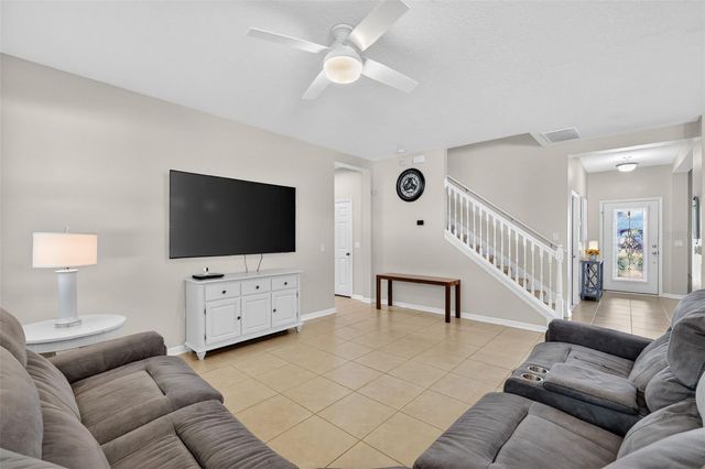 3262 PLUMLEE COURT, Grand Island, FL 32735