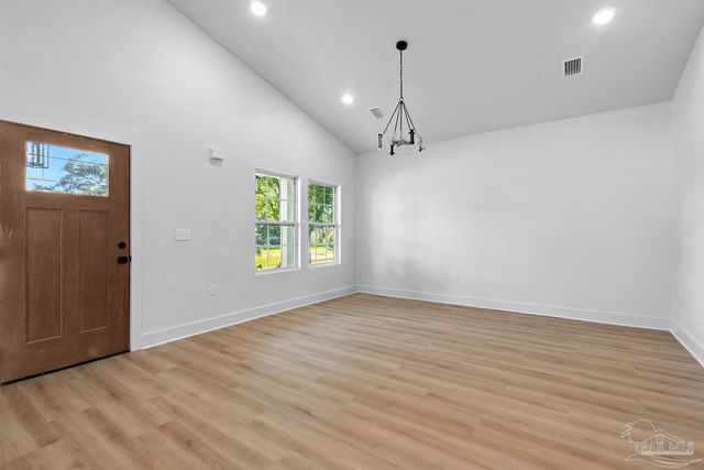 206 W Winthrop Ave, Pensacola, FL 32507