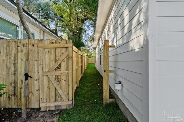 206 W Winthrop Ave, Pensacola, FL 32507