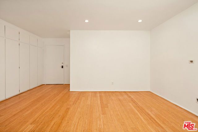 2311 4TH Street 114, Santa Monica, CA 90405