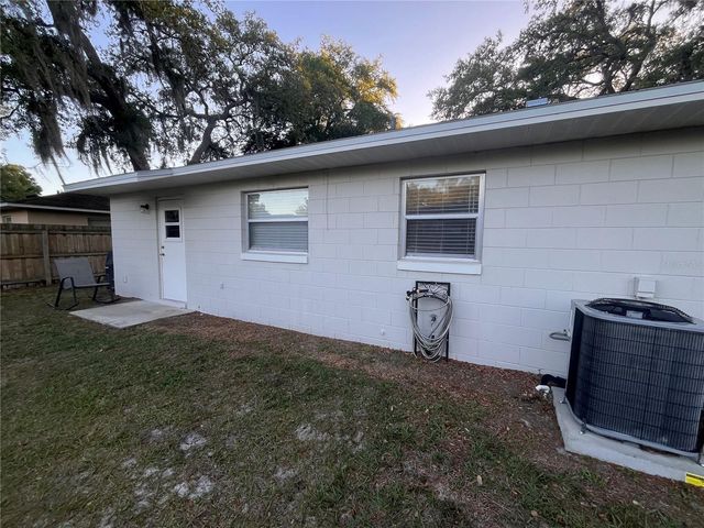 312 DEBORAH AVENUE, Leesburg, FL 34748