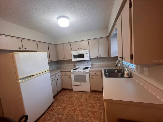 312 DEBORAH AVENUE, Leesburg, FL 34748