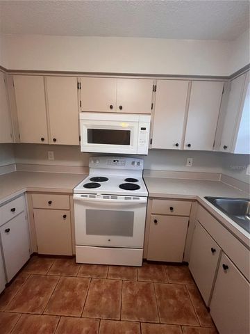 312 DEBORAH AVENUE, Leesburg, FL 34748