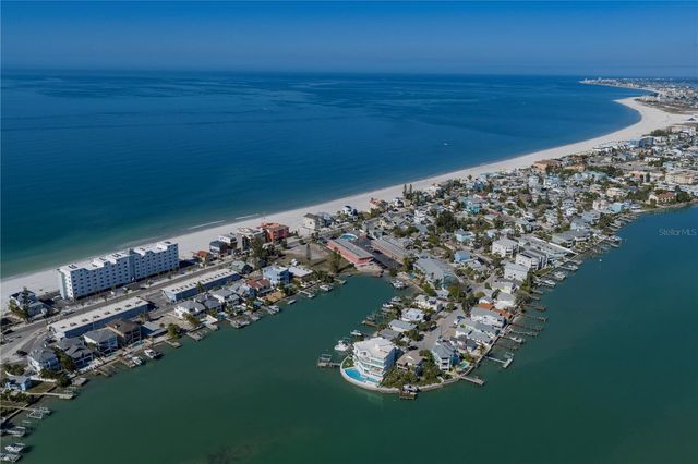8640 W GULF BOULEVARD, Treasure Island, FL 33706